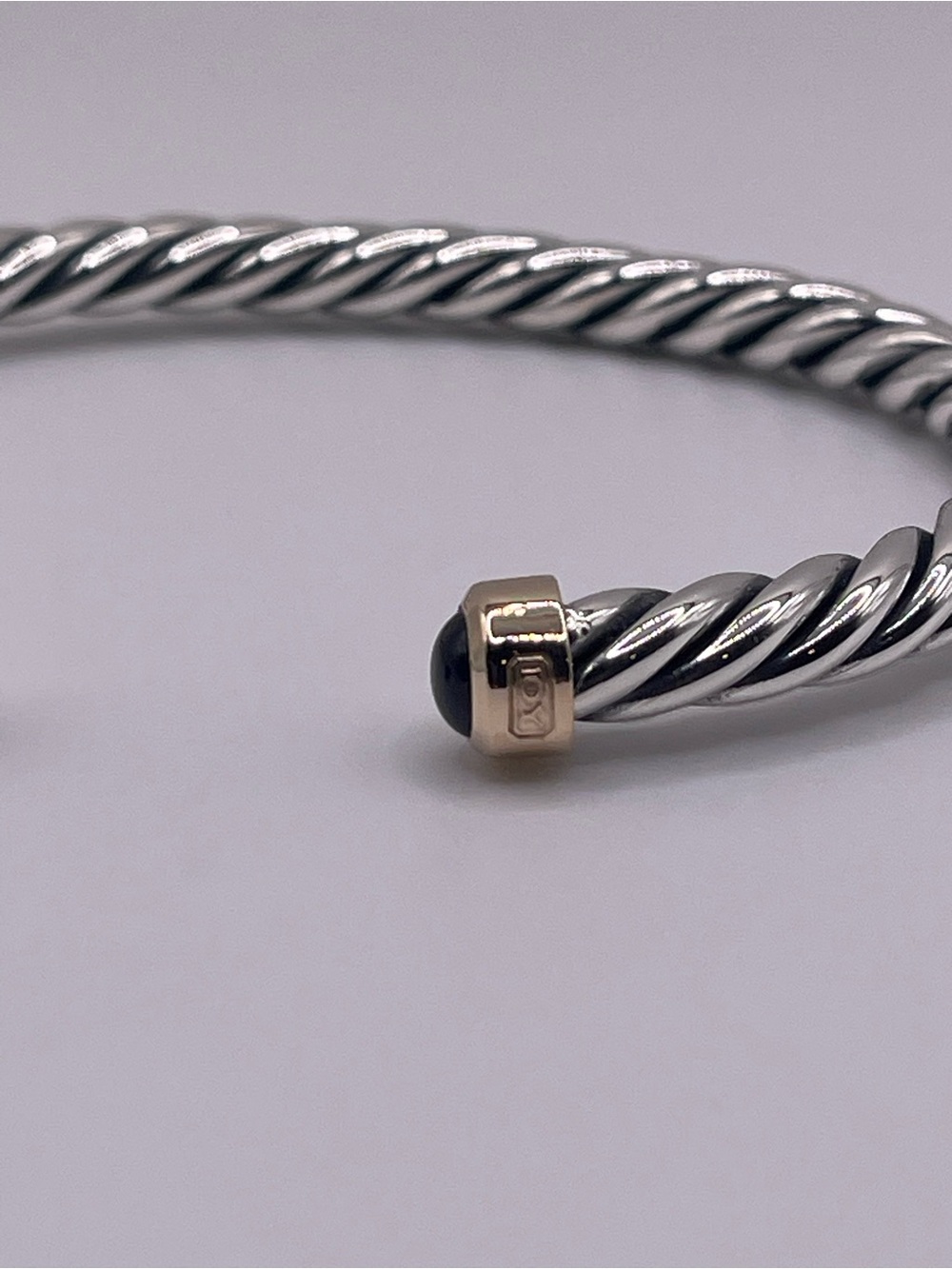 David Yurman Cable Cuff Bracelet with 18K Yellow Gold and Black Onyx, 6mm - Picture 9 of 14